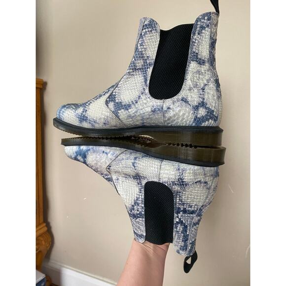 Dr. Martens Flora Faux Snakeskin Chelsea Boots Size 10 - Picture 4 of 8